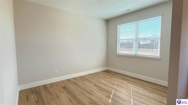 196 Shoemaker Lane, Elizabethtown, KY 42701