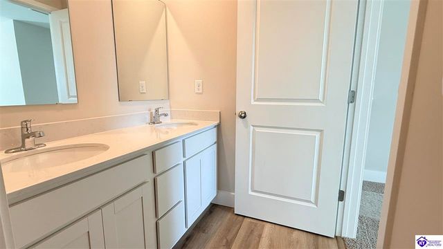 196 Shoemaker Lane, Elizabethtown, KY 42701