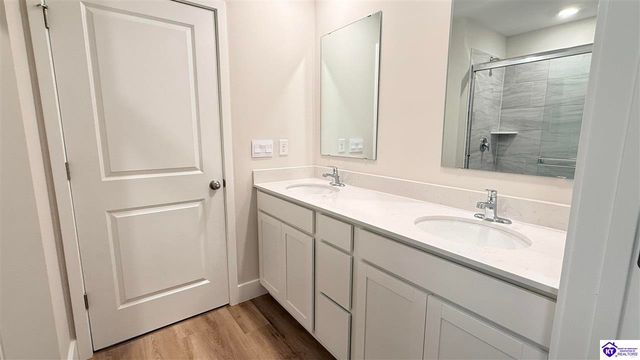 196 Shoemaker Lane, Elizabethtown, KY 42701