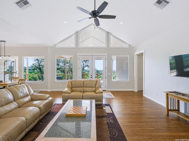 824 Mystic Breeze, Spring Branch, TX 78070