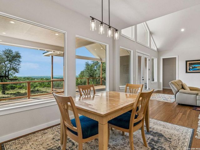 824 Mystic Breeze, Spring Branch, TX 78070