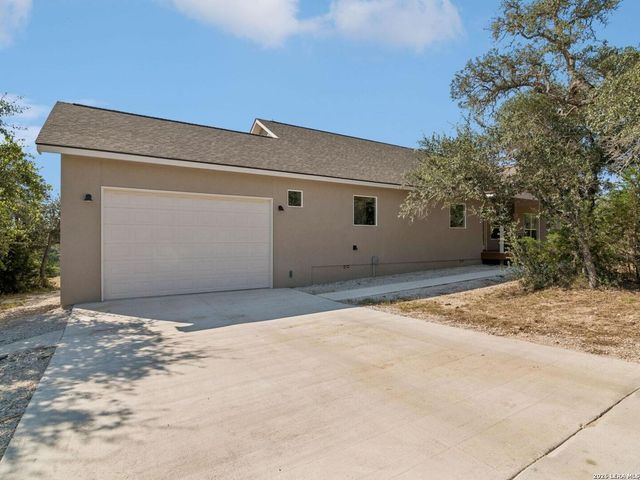 824 Mystic Breeze, Spring Branch, TX 78070