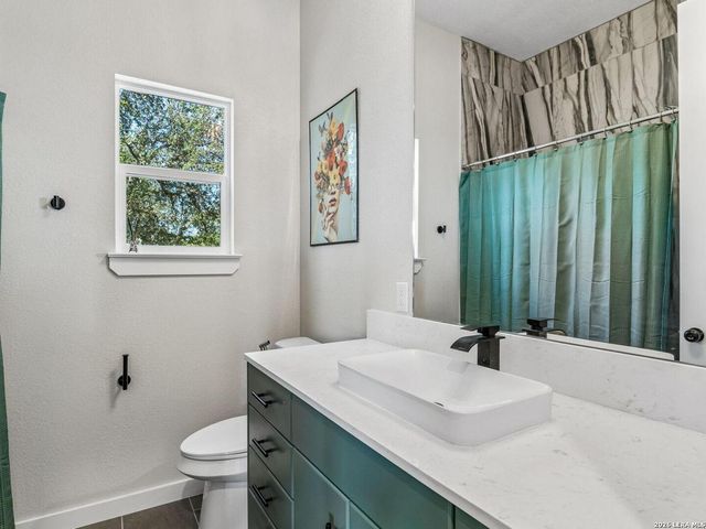 824 Mystic Breeze, Spring Branch, TX 78070