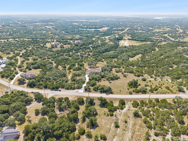 824 Mystic Breeze, Spring Branch, TX 78070