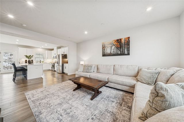 2002 Spinosa Lane, Penn Twp, PA 15644