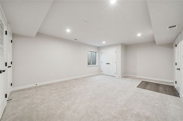 2002 Spinosa Lane, Penn Twp, PA 15644