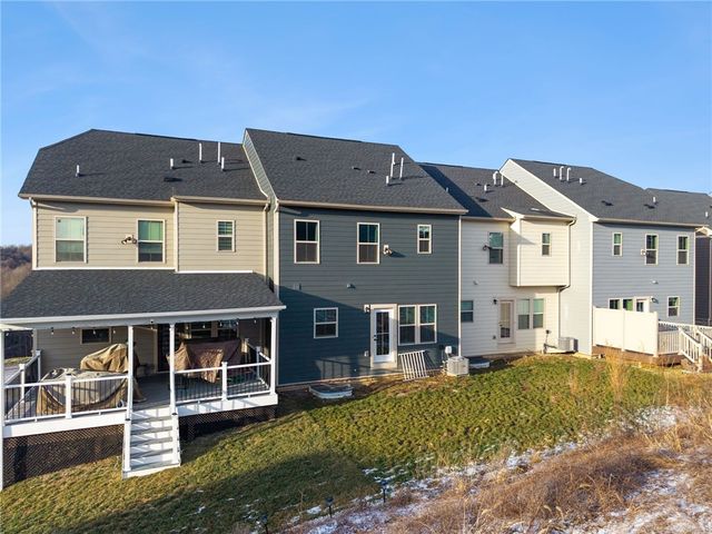 2002 Spinosa Lane, Penn Twp, PA 15644