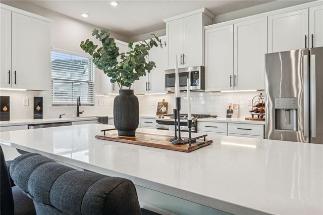 2002 Spinosa Lane, Penn Twp, PA 15644