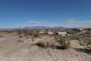 6765 Raasaf Circle, Las Cruces, NM 88005