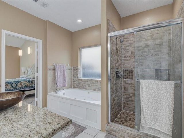 8422 Tavenor Lane, Houston, TX 77075
