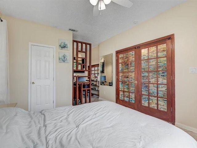 8422 Tavenor Lane, Houston, TX 77075