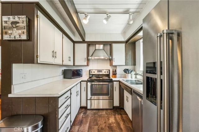 686 Grass Valley, Lake Arrowhead, CA 92352