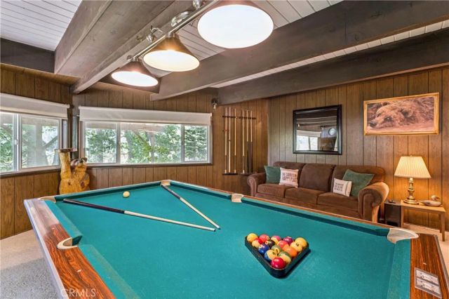 686 Grass Valley, Lake Arrowhead, CA 92352