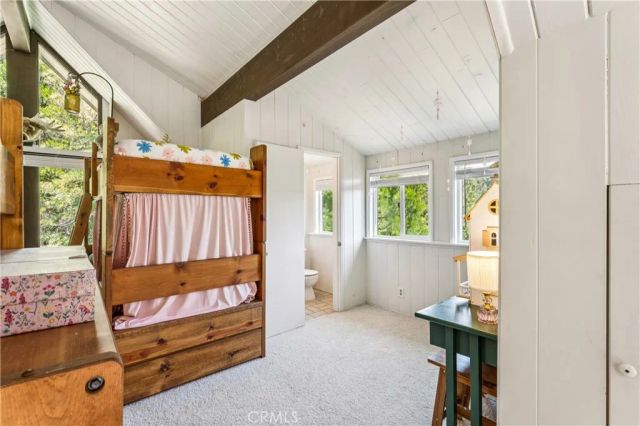 686 Grass Valley, Lake Arrowhead, CA 92352