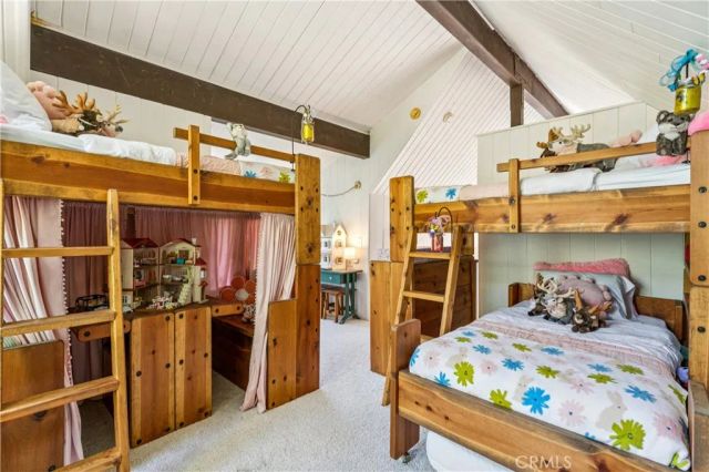 686 Grass Valley, Lake Arrowhead, CA 92352