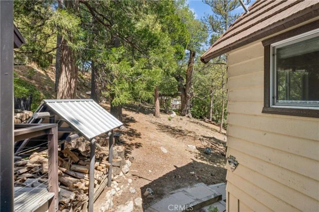 686 Grass Valley, Lake Arrowhead, CA 92352
