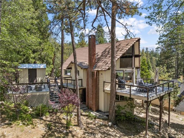 686 Grass Valley, Lake Arrowhead, CA 92352