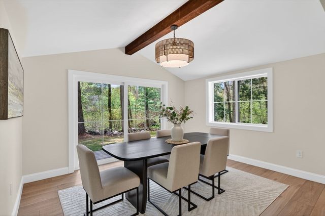 8 Topeka Rd, Chelmsford, MA 01824