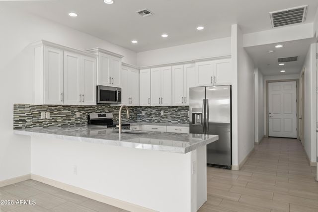 16627 E BAYFIELD Drive 1, Fountain Hills, AZ 85268