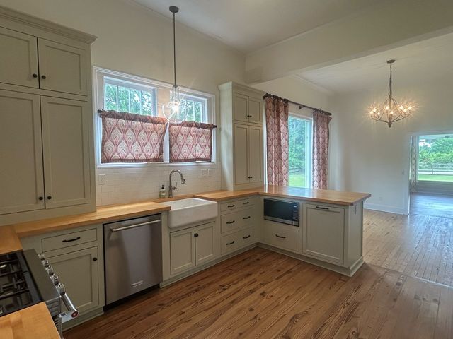 5606 Rocky Creek Rd, Ashford, AL 36312