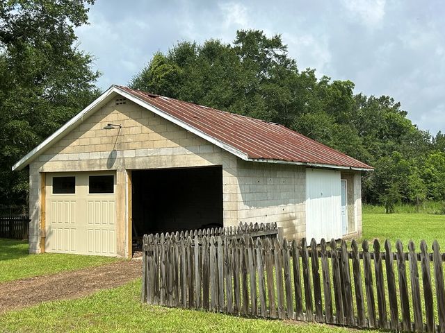 5606 Rocky Creek Rd, Ashford, AL 36312