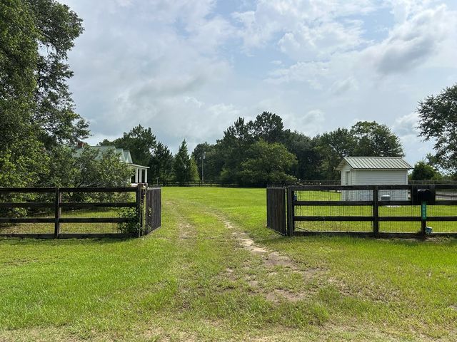 5606 Rocky Creek Rd, Ashford, AL 36312
