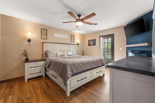 1261 Redbud Drive, Chesterton, IN 46304