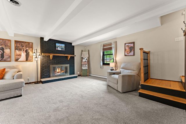 1261 Redbud Drive, Chesterton, IN 46304