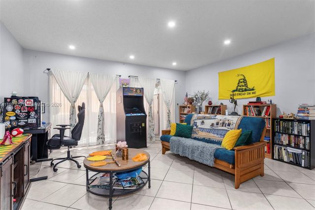 8380 SW 154 Ave 56, Miami, FL 33193