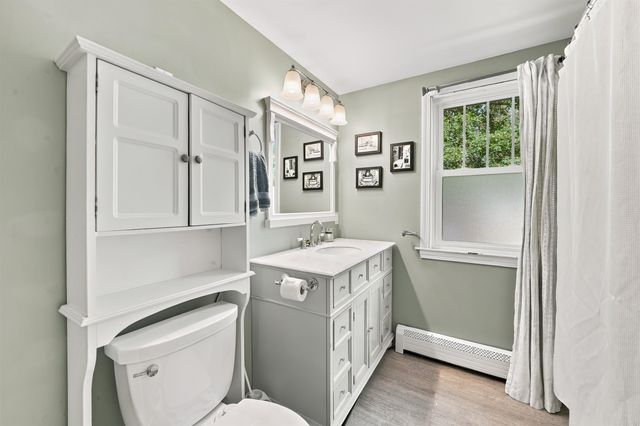 49 Fairmount Street, Nashua, NH 03064