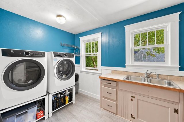 49 Fairmount Street, Nashua, NH 03064