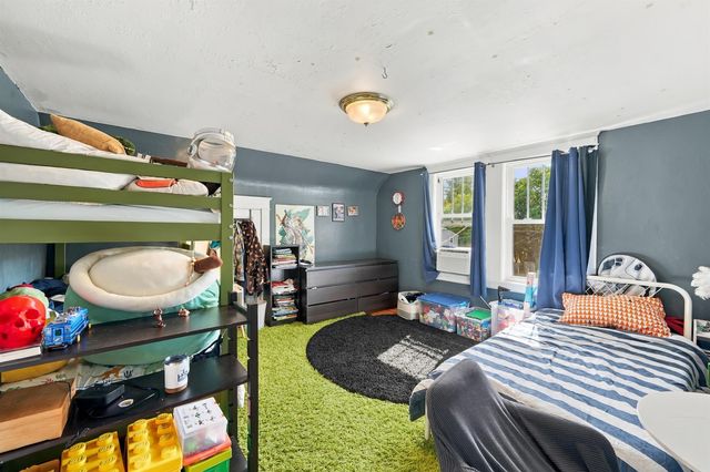 49 Fairmount Street, Nashua, NH 03064
