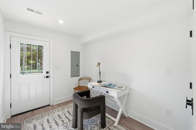 1004 50TH PL NE, Washington, DC 20019