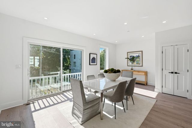 1004 50TH PL NE, Washington, DC 20019