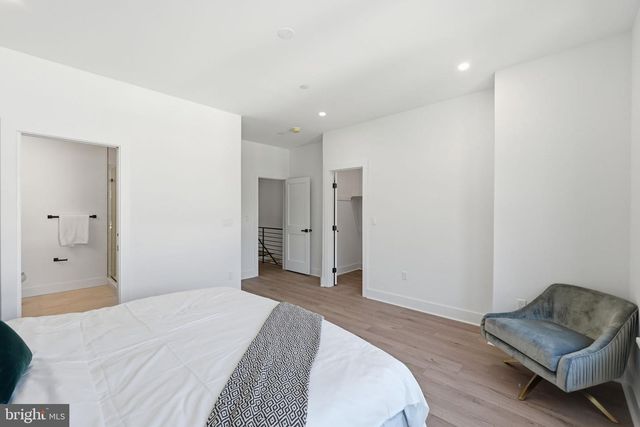 1004 50TH PL NE, Washington, DC 20019