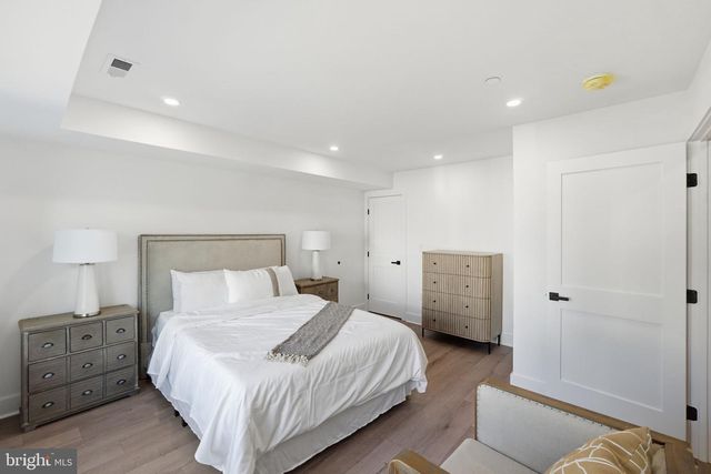 1004 50TH PL NE, Washington, DC 20019