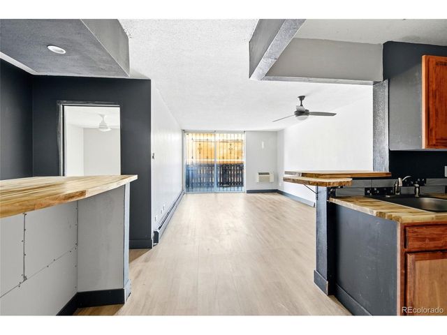 2231 S Vaughn Way 111B, Aurora, CO 80014