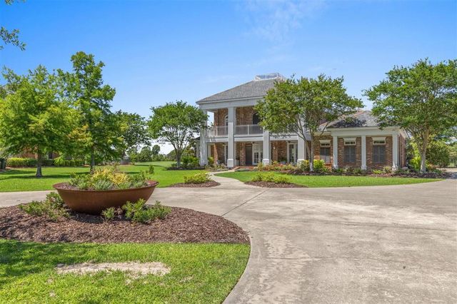 4270 Indigo Place, Lake Charles, LA 70605