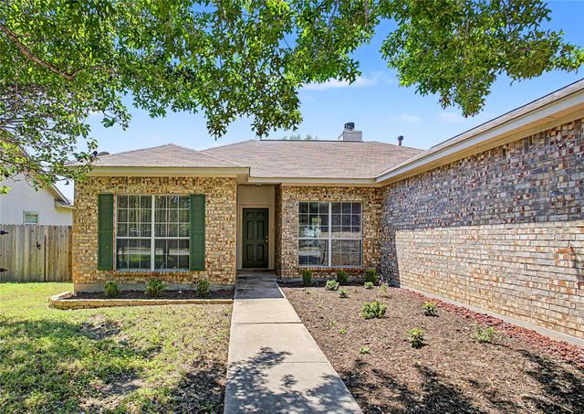 207 Kates WAY, Hutto, TX 78634
