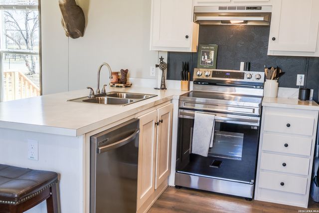 3131 sandy elm, La Vernia, TX 78121