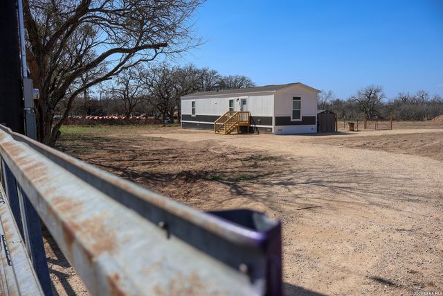 3131 sandy elm, La Vernia, TX 78121