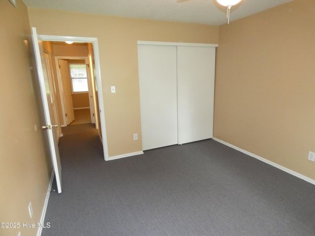 207 Village Drive, Jacksonville, NC 28546