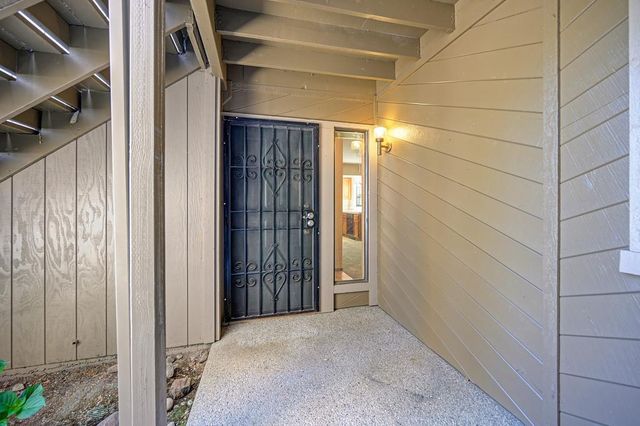 672 Dorothy Way, Auburn, CA 95603