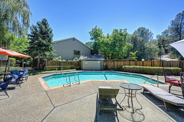 672 Dorothy Way, Auburn, CA 95603