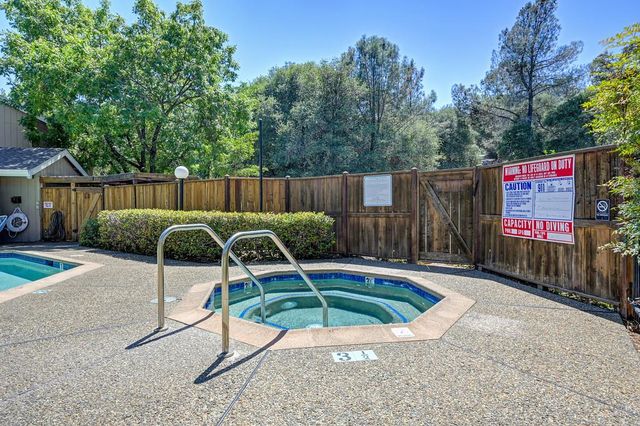 672 Dorothy Way, Auburn, CA 95603