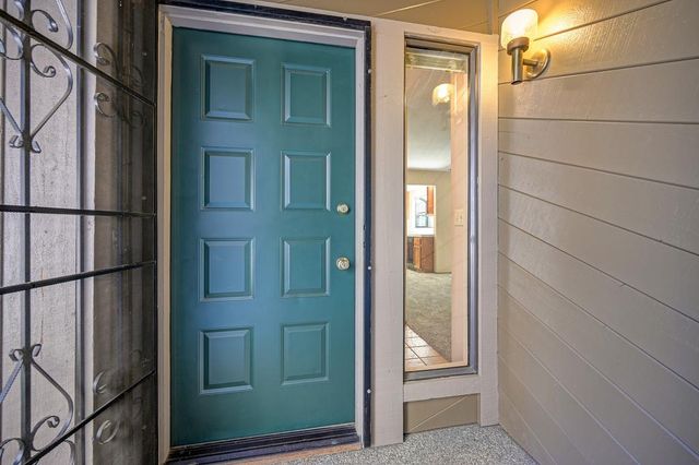 672 Dorothy Way, Auburn, CA 95603
