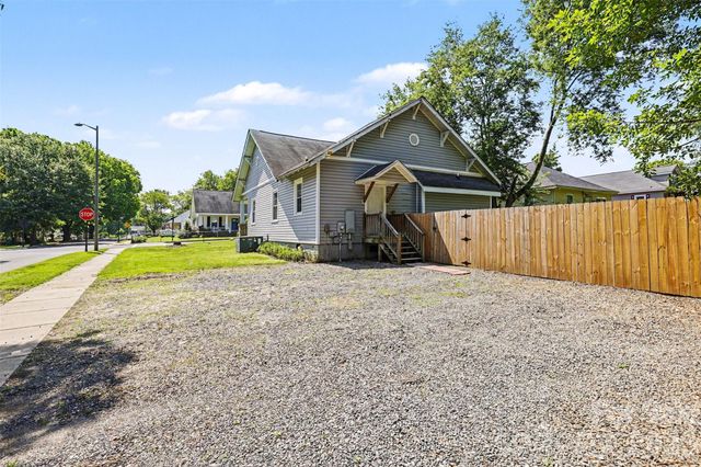 900 Cone Avenue, Pineville, NC 28134