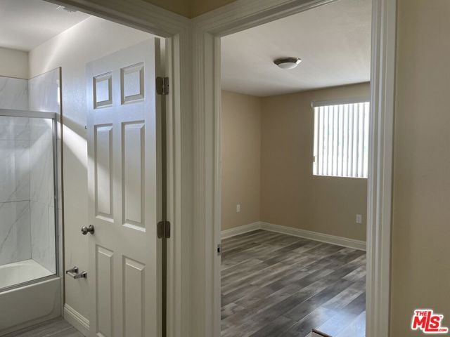 706 W 50th Street, Los Angeles, CA 90037