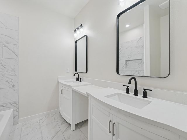 3033 Springview Avenue, Dallas, TX 75216