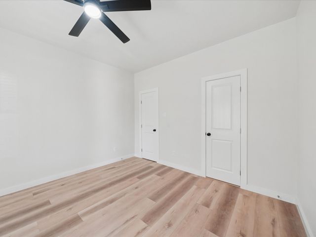 3033 Springview Avenue, Dallas, TX 75216